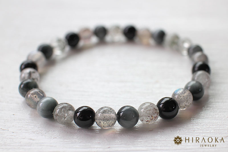 お金の悩みを解消したい！ 金欠救済パワーストーンブレスレット